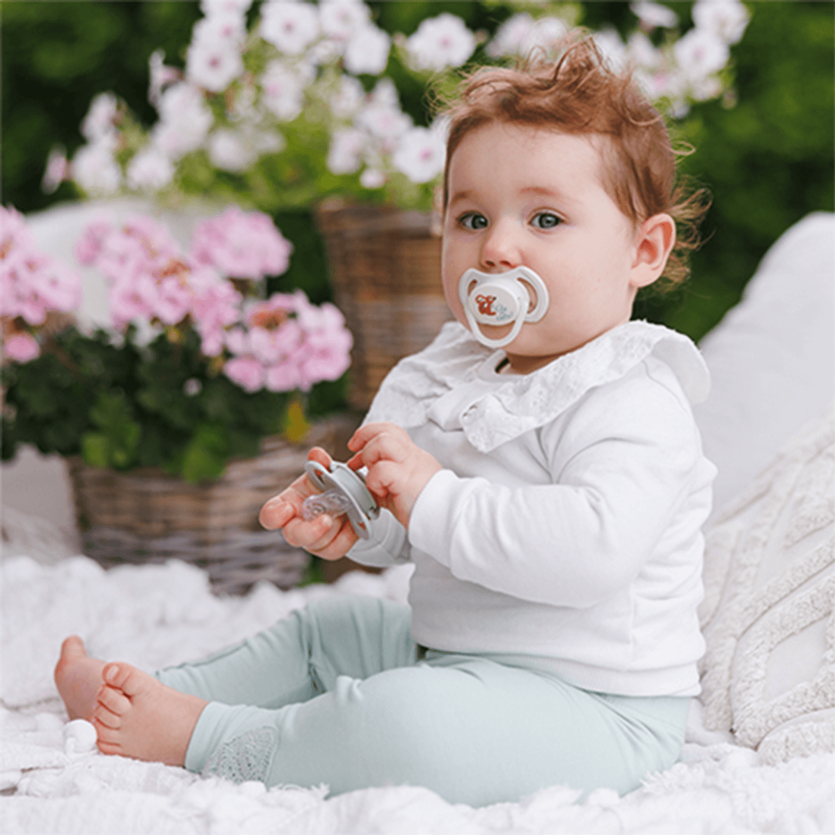 Babyono | Symmetrisk Sillikonsmokk | 6-18 mnd.